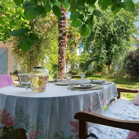 Les Roses D'adour Parc Arbore * Mouledous